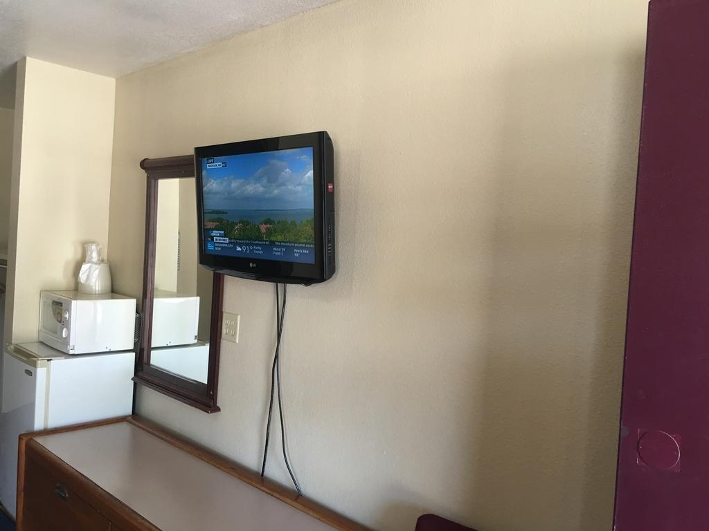 Best Value Inn Motel Sandusky Marianna Exteriér fotografie