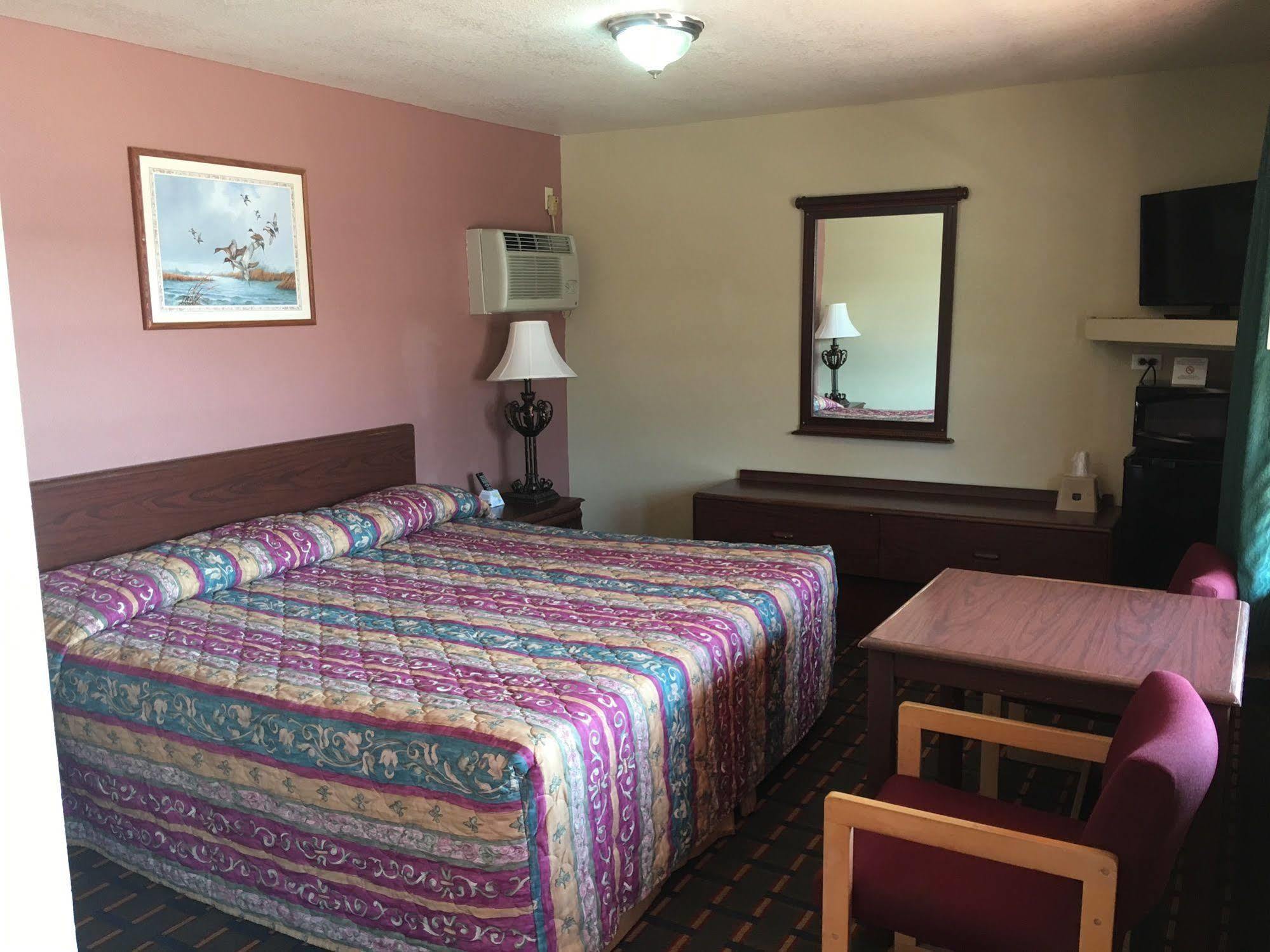 Best Value Inn Motel Sandusky Marianna Exteriér fotografie