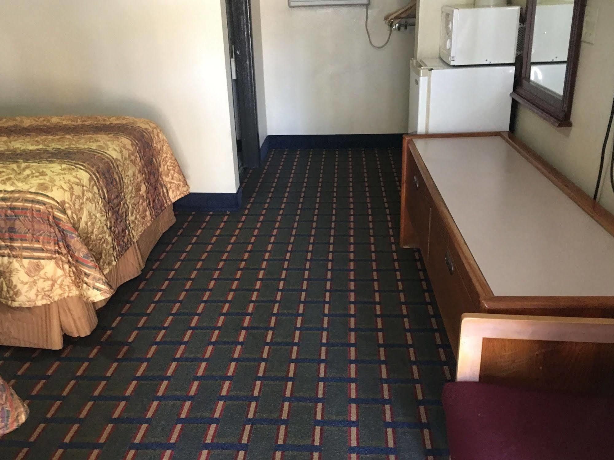 Best Value Inn Motel Sandusky Marianna Exteriér fotografie